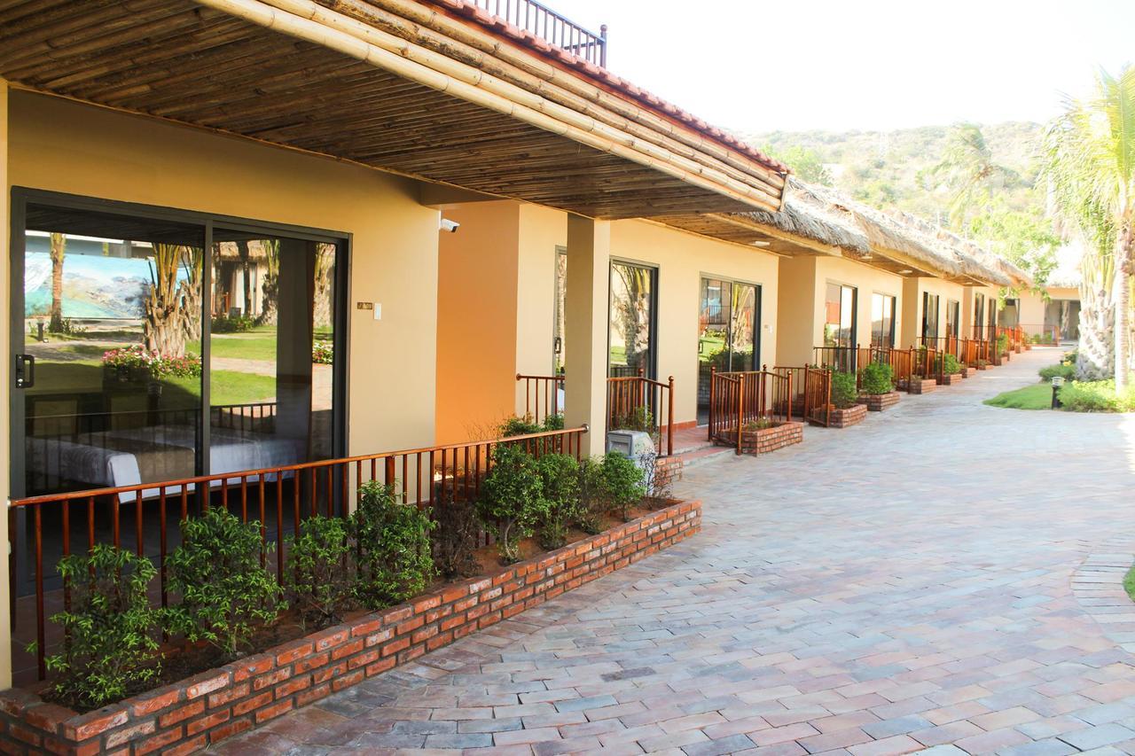 Eagles Beach Resort Phan Thiết Eksteriør billede